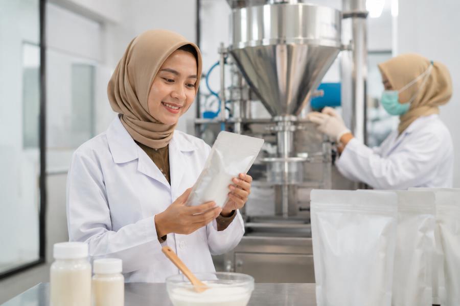 Jasa Maklon Susu Kambing Etawa Terbaik untuk Brand Anda