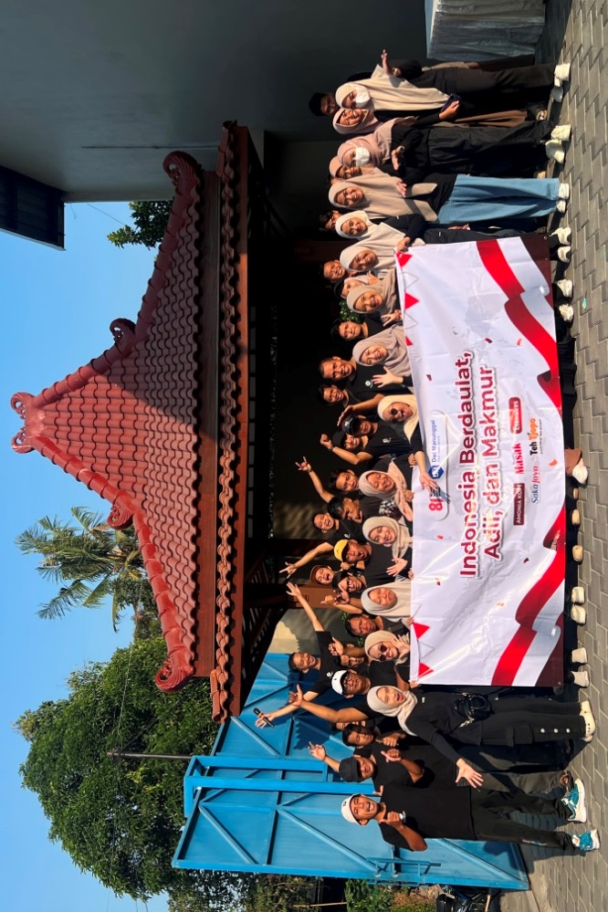 Semarak HUT ke-81 RI, Dwimanunggal Indonesia Gelar Jalan Sehat dan Lomba Voli